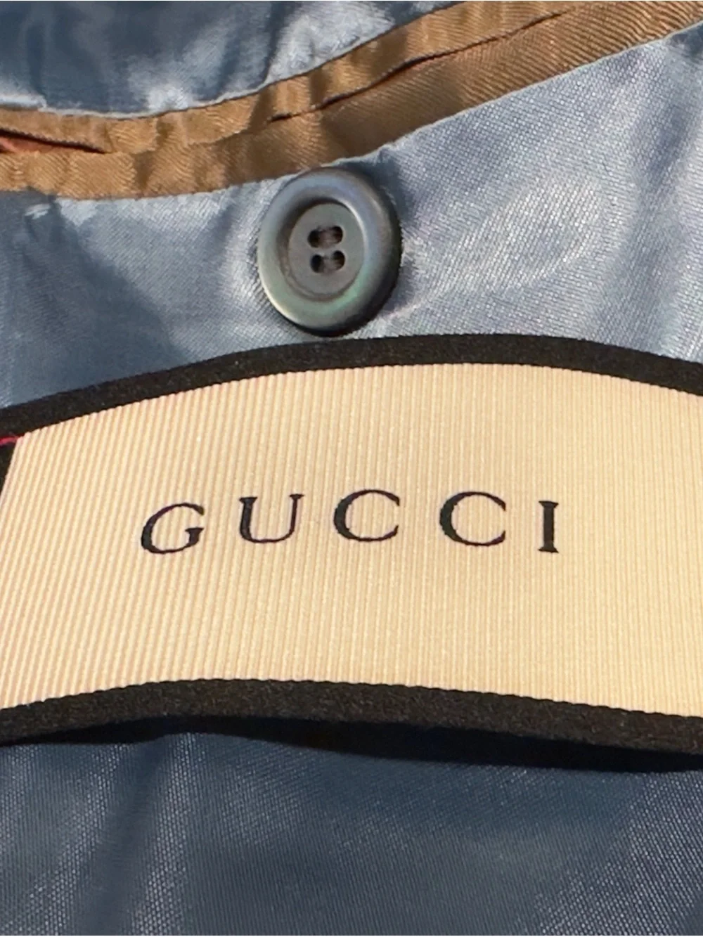 Gucci pre owned
